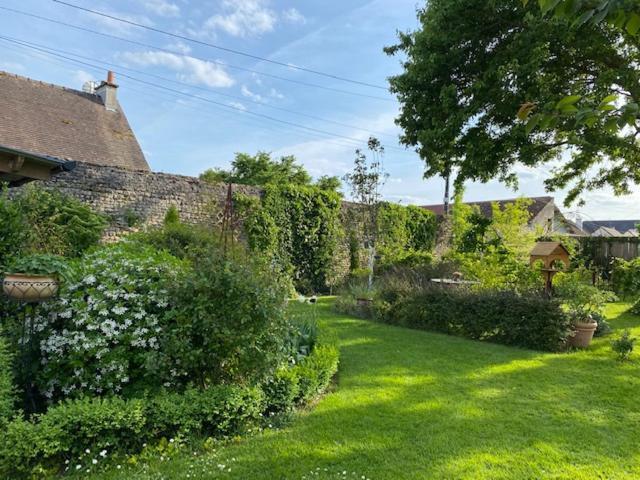 La Maison Des Buis Falaise  Exteriör bild