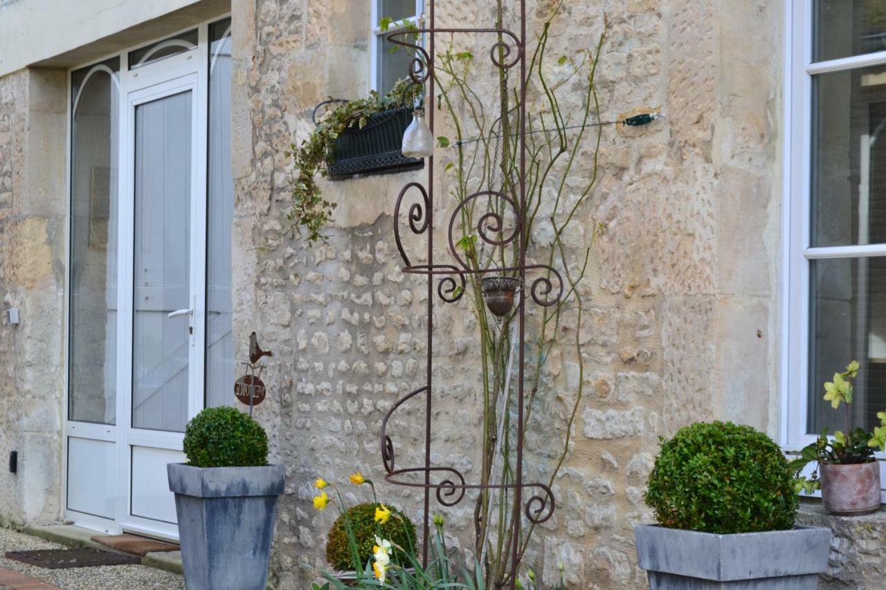 La Maison Des Buis Falaise  Exteriör bild