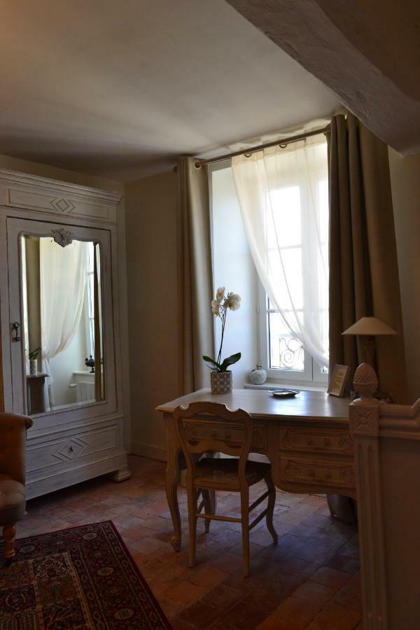 La Maison Des Buis Falaise  Exteriör bild